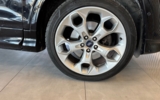 vehicle image #19