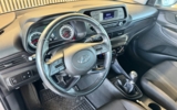 vehicle image #11
