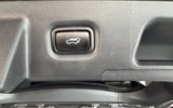 vehicle image #9