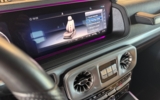 vehicle image #19