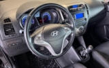 vehicle image #10