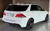 vehicle image #5
