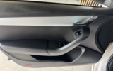 vehicle image #10