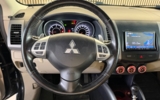 vehicle image #12