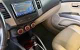vehicle image #13