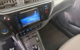 Toyota Auris 1.8 I VVT-i HybridSD Executive Family – fotografia 15