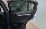 vehicle image #30