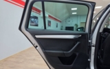 vehicle image #19