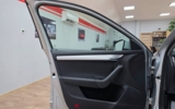 vehicle image #16