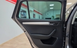 vehicle image #19