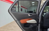 vehicle image #19