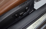 vehicle image #30