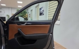 vehicle image #31