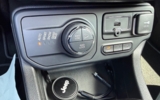 vehicle image #16