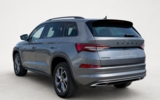 vehicle image #4