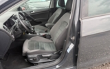 vehicle image #9