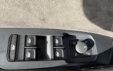 vehicle image #32