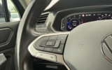 vehicle image #9
