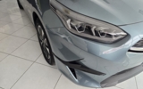 vehicle image #10
