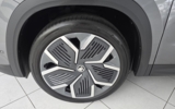 vehicle image #11