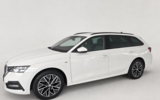 vehicle image #4