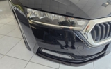 vehicle image #10