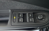 vehicle image #13