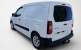 vehicle image #8