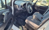 vehicle image #12