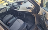 vehicle image #13
