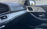 vehicle image #10