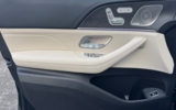 vehicle image #16