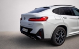 vehicle image #9