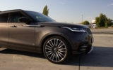 vehicle image #18