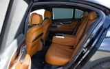 BMW Rad 7 730D X-Drive M-Packet INDIVIDUAL – fotografia 37