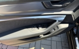 vehicle image #30