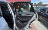 vehicle image #24