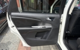 vehicle image #32