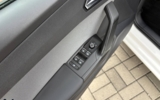 vehicle image #32