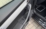 vehicle image #29