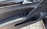 vehicle image #32