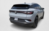 vehicle image #11
