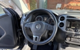 vehicle image #23