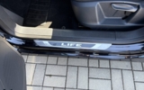 vehicle image #30