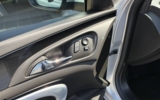 vehicle image #30