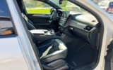 vehicle image #19
