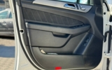 vehicle image #37