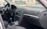 vehicle image #19
