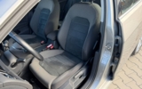 vehicle image #36
