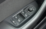 vehicle image #30